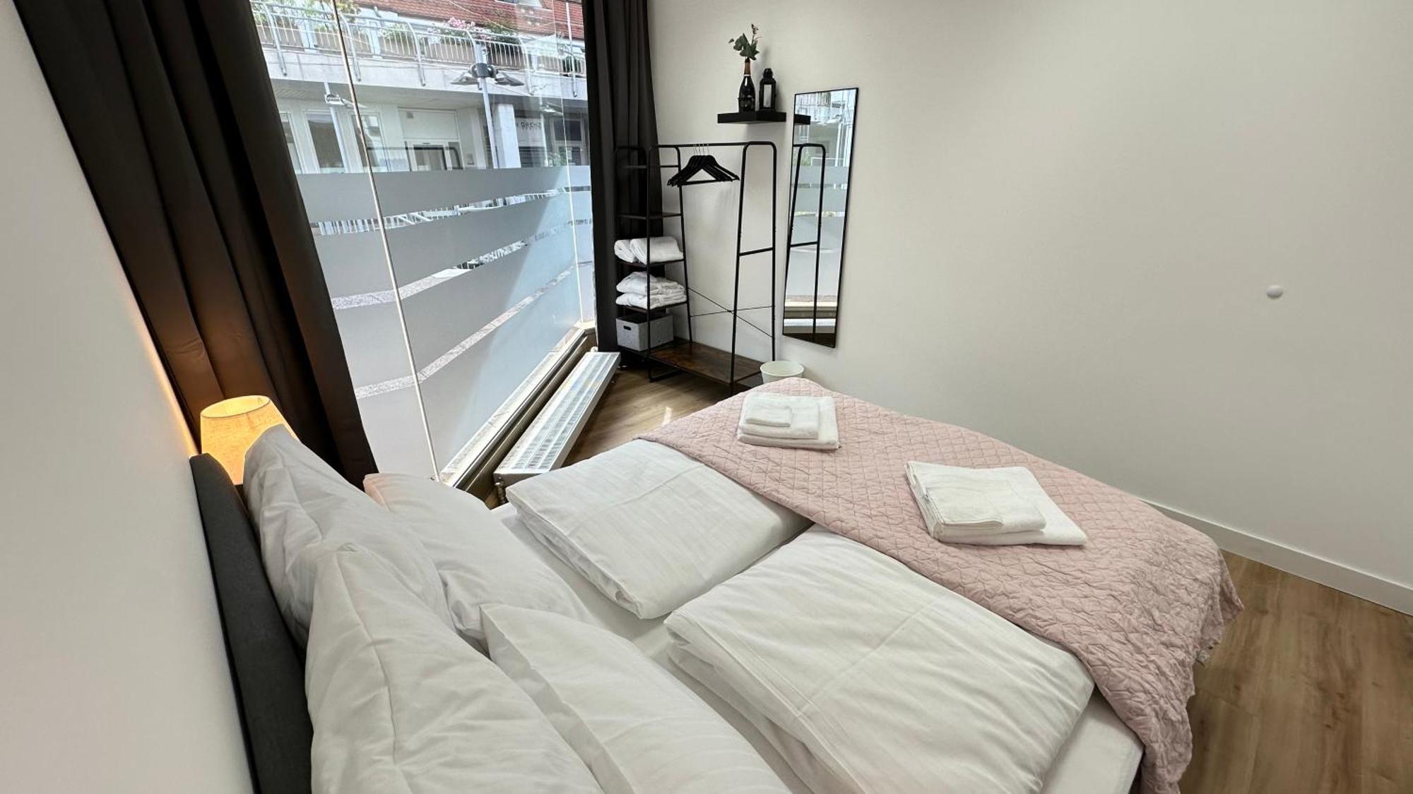 Das Loft - Sauna - 4 Schlafzimmer - 2 Baeder - Stadtmitte - 2 Parkplaetze Speyer Dış mekan fotoğraf